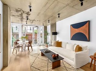 126 S 2nd St, Brooklyn, NY 11249