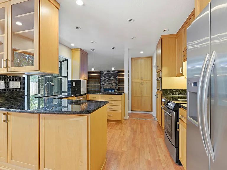 Gourmet Kitchen