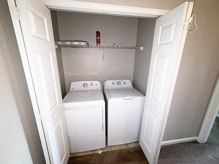 246 Azalea Cir — Photo 17