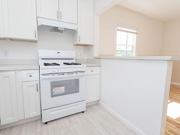 4th image of 527-531 59th St #527-1/2