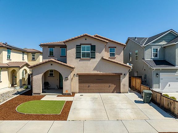 2nd image of 270 Heartland Dr