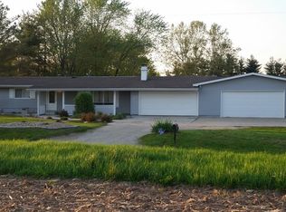 6075 Tolan Rd, Pleasant Plains, IL 62677