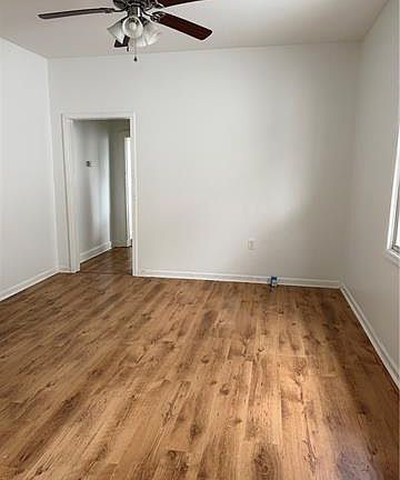 2nd image of 504 Macarthur Ave