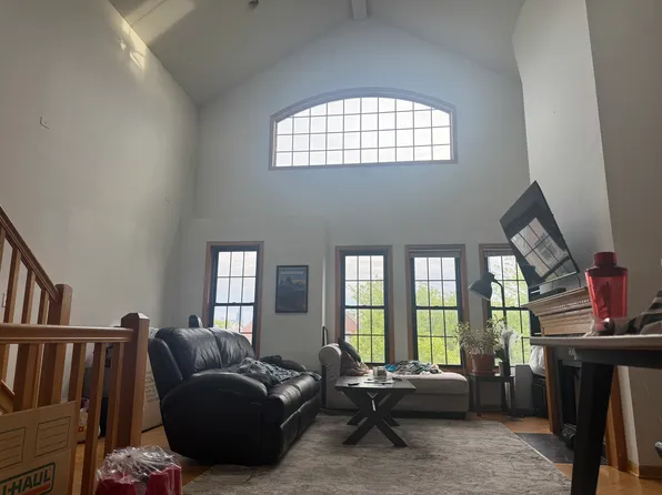 1320 W Diversey Pkwy #3, Chicago, IL 60614