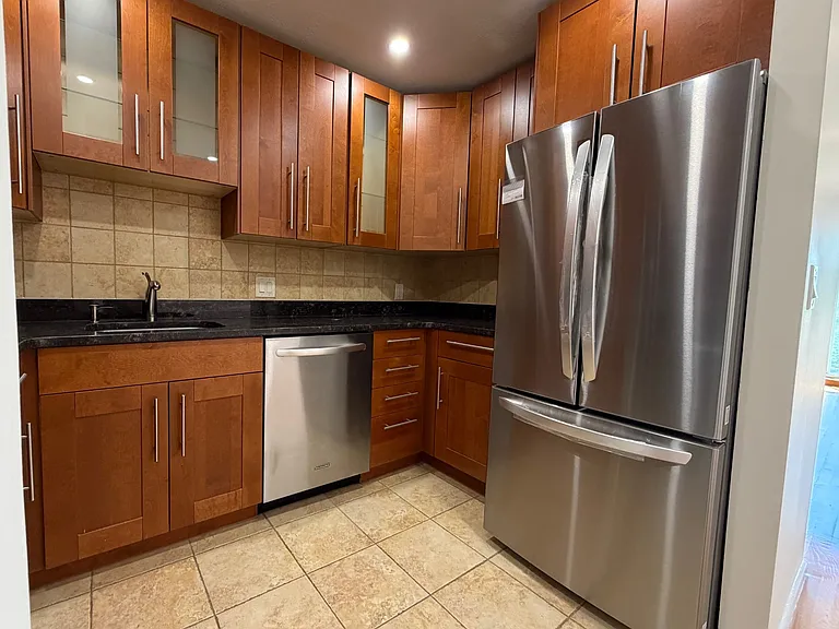 383 Langley Rd #11 — Photo 2