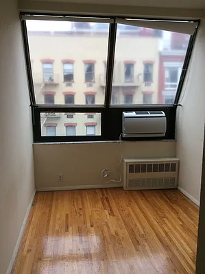 Rented by Philip Teller, LREB | media 17