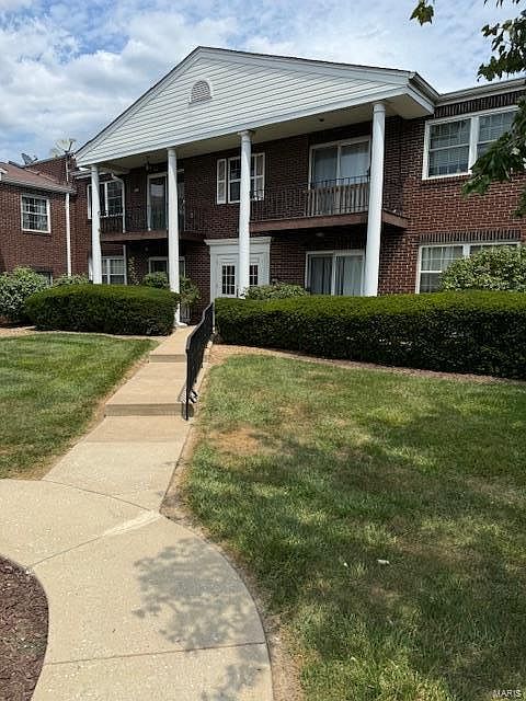 1st image of 10307 Forest Brook Ln APT E