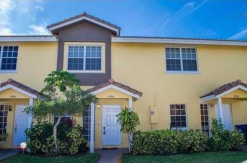 1st image of 6766 Sienna Club Dr #6766