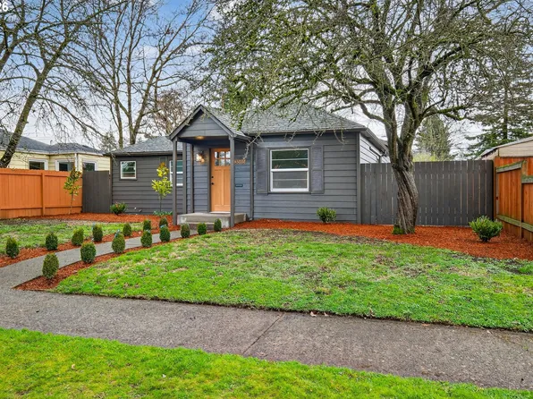 3505 G St, Vancouver, WA 98663