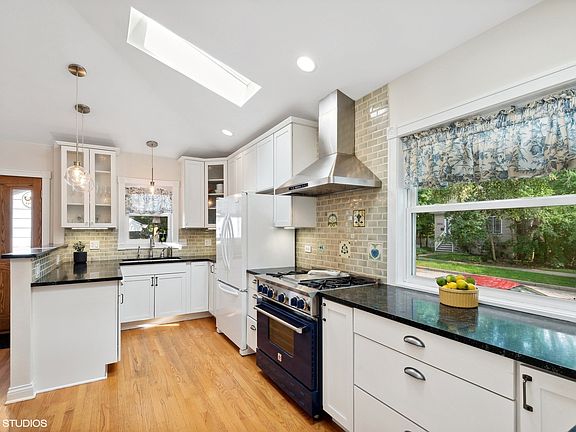 5th image of this home