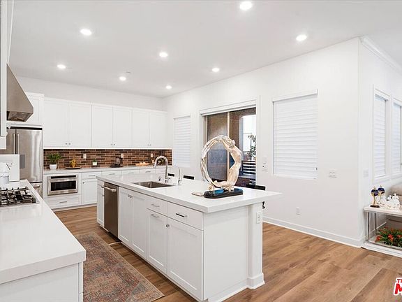 5th image of 1168 Poppy Ct