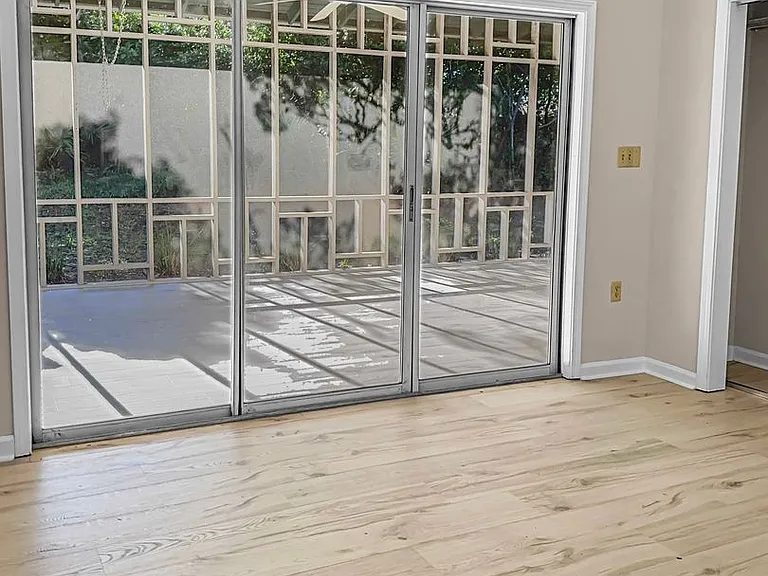 216 Sundial St — Photo 27