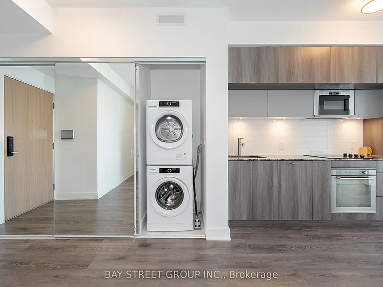 575 Bloor St E #3310 — Photo 28