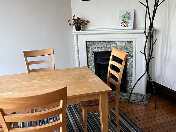 3rd image of 2187 N Clybourn Ave #2