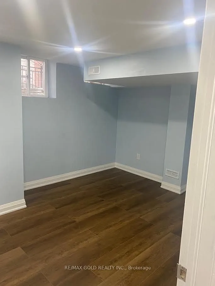 1 bed, $1,400 — Photo 4