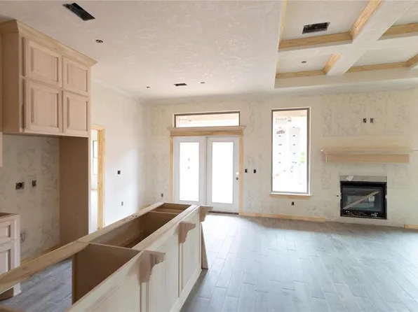 8301 Hazelwood Way, Edmond, OK 73034
