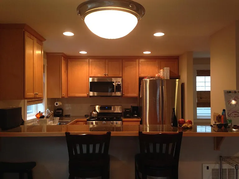 Breakfast bar