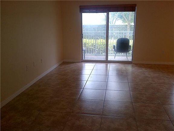 5th image of 8999 NW 107th Ct Unit 102