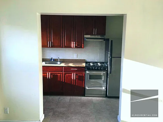 Rented by Highline Residential | media 9