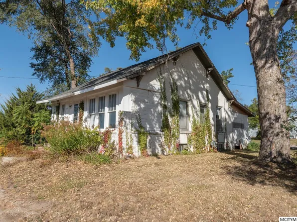 2708 19th St SW, Mason City, IA 50401