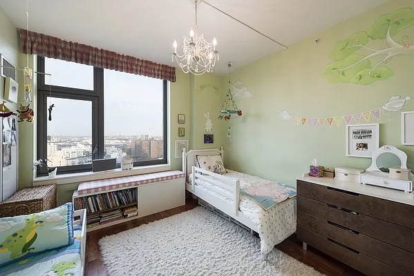 Sold by Nest Seekers International | media 5