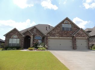 3132 E 143rd St S, Bixby, OK 74008