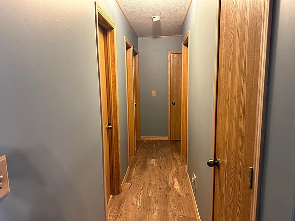 5th image of 1160 Beverly Ct