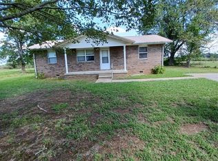 635 NE 5th St, Checotah, OK 74426