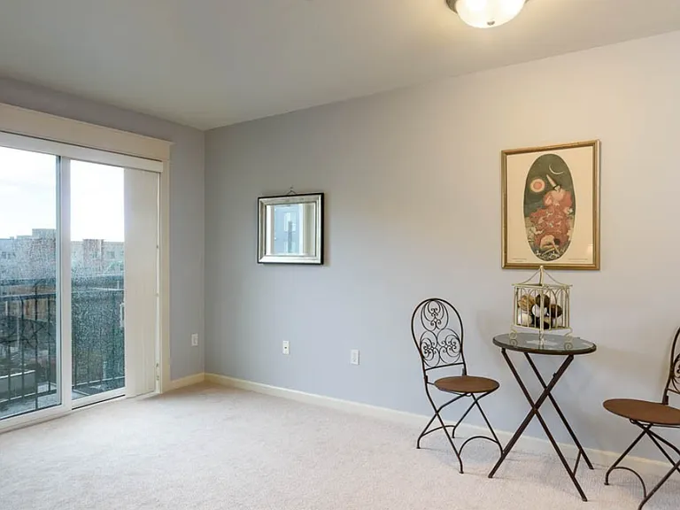 326 Queen Anne Ave N #402 — Photo 11