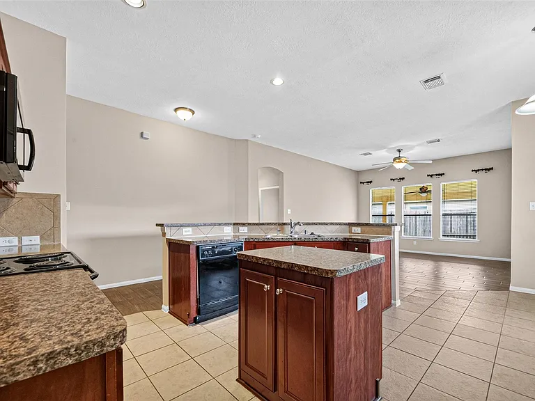 16007 Hidden Manor Dr — Photo 15