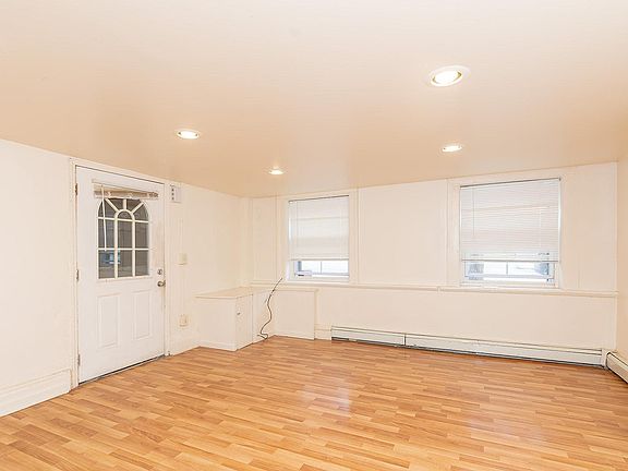 3rd image of 114 4th Ave #1
