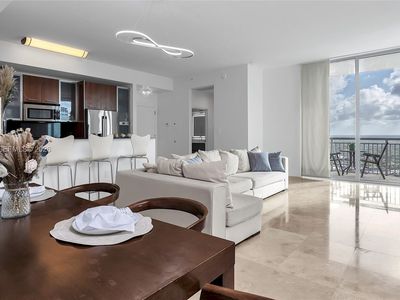 9066 SW 73rd Ct #Penthouse 2402, Miami, FL, 33156