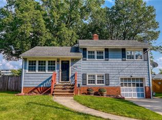 11159 Stoneham Rd, Parma Heights, OH 44130