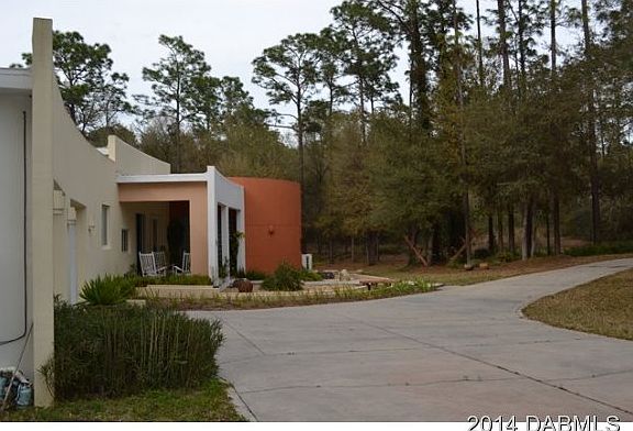 3rd image of 820 Braemar Ln