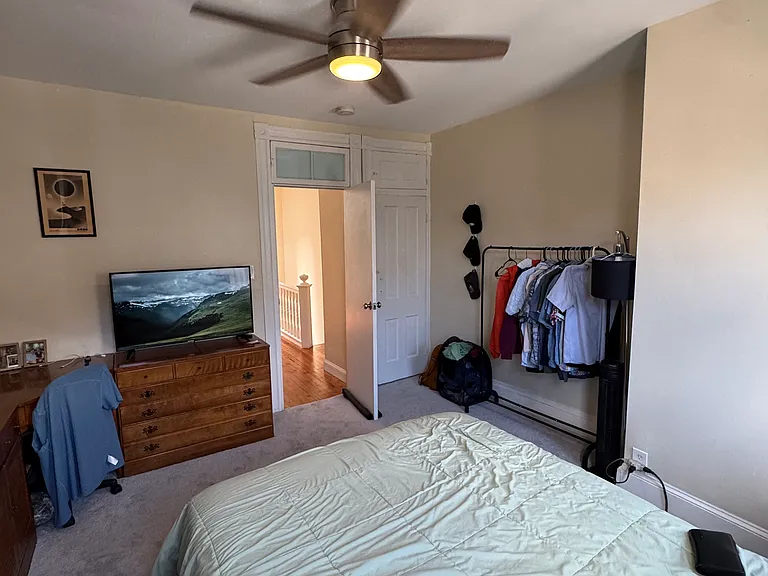 715 S Linwood Ave — Photo 6