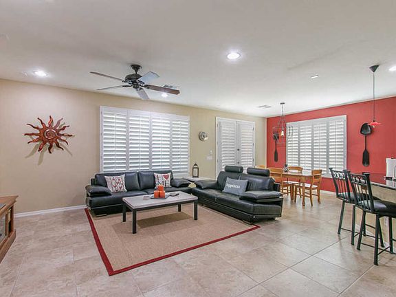 3rd image of 454 W Honeysuckle Dr