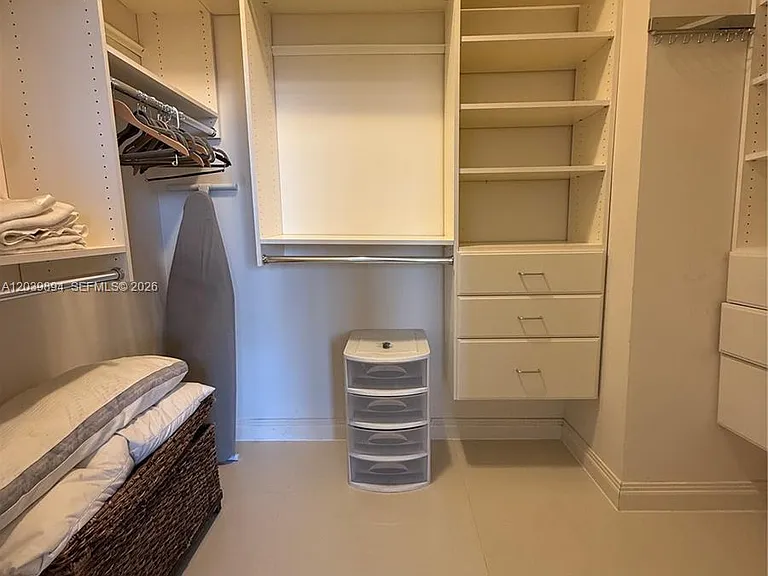 20191 E Country Club Dr #TS8 — Photo 12