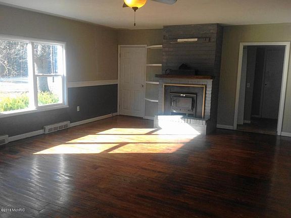 4th image of 1506 Delz Dr