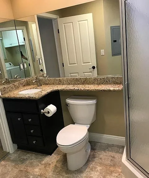 6922 Adams Ave — Photo 9