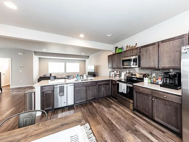 4037 Jericho Loop — Photo 9
