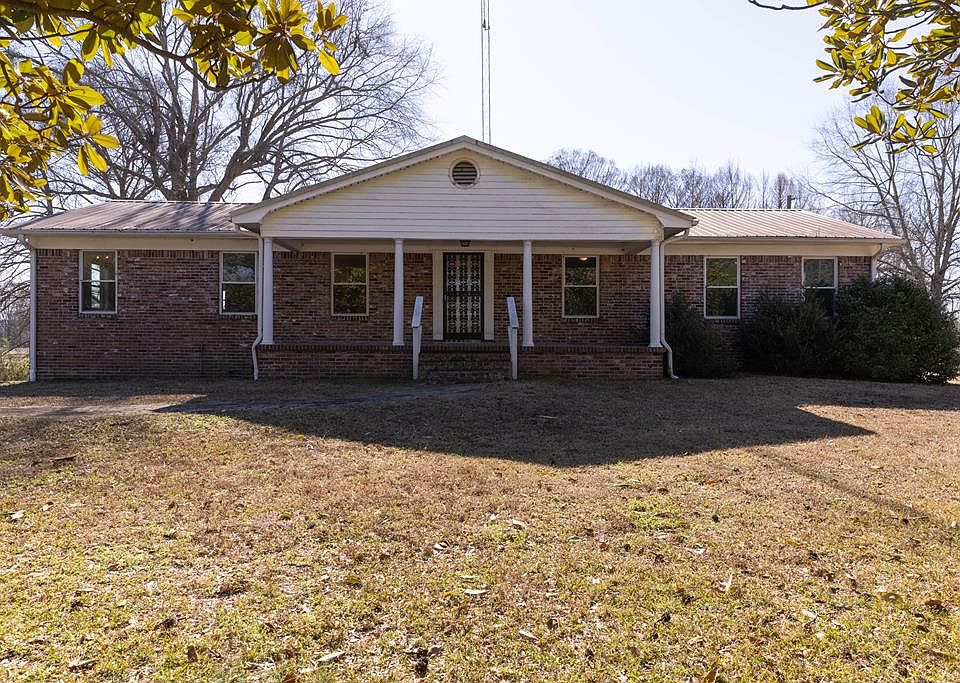 1st image of 2 Old River Rd