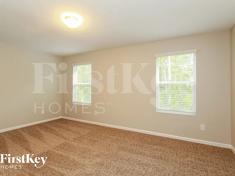 3927 Tersk Dr — Photo 7