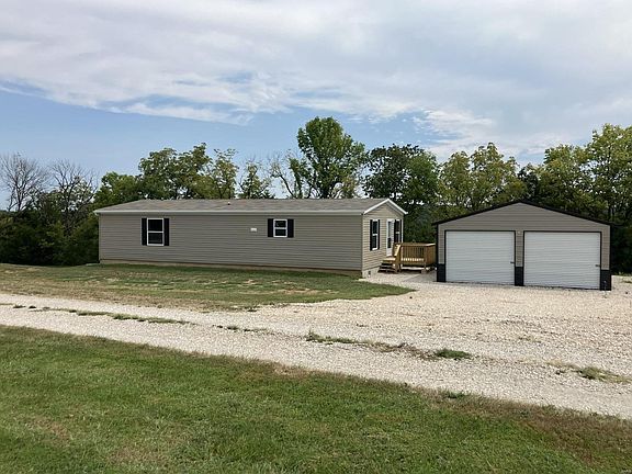 3rd image of 230 Jenna Lee Dr