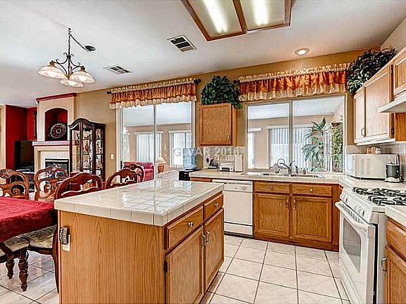 5th image of 6377 Apple Orchard Dr