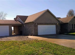 6491 E Orchard Dr, Edinburgh, IN 46124