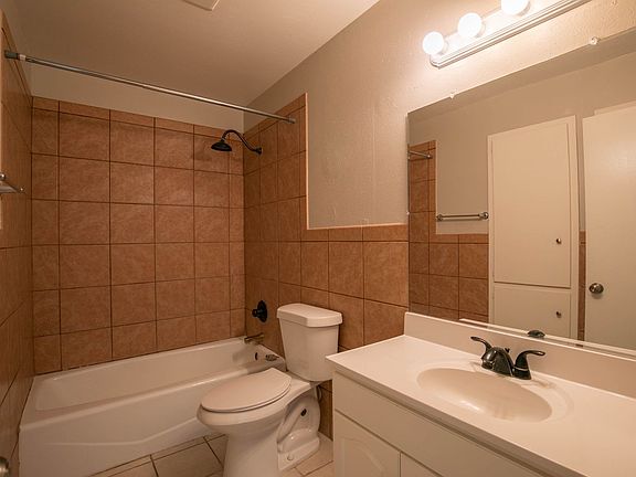 5th image of 2306 62nd St APT B
