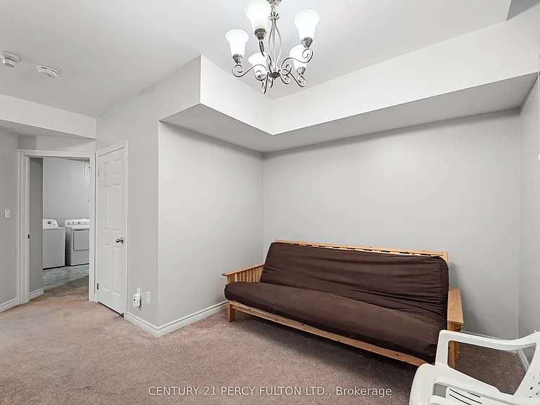 2337 Pindar Cres #BASEMENT — Photo 11