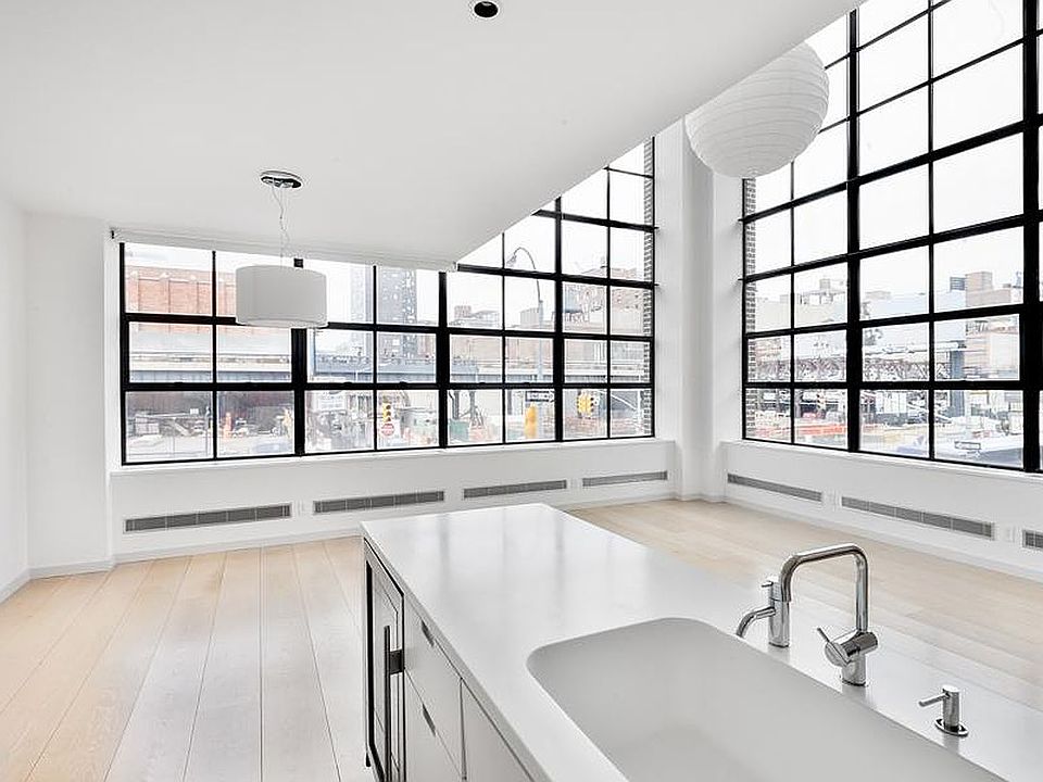 1st image of 456 W 19th St #2
