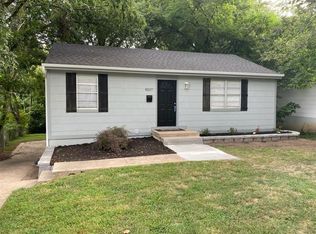 8217 NE 51st St, Kansas City, MO 64119