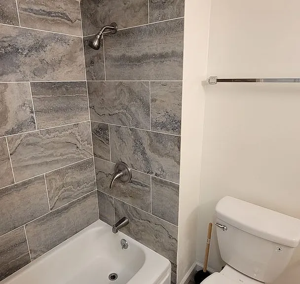 1419 Dominis St #308 — Photo 3
